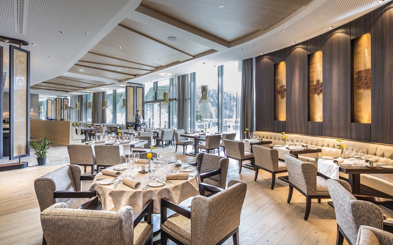 酒店家具,五星級(jí)酒店家具,酒店家具定制廠家,酒店家具定制,酒店套房家具