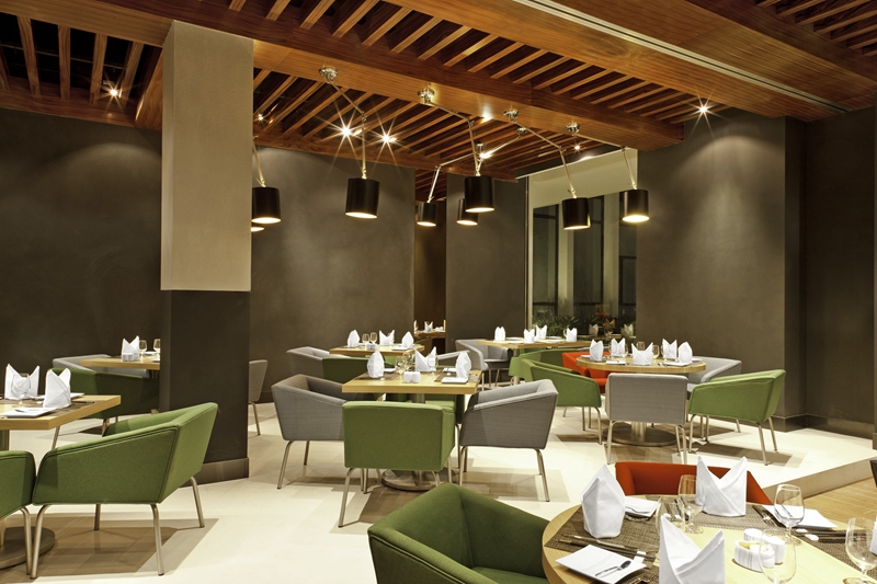 酒店固裝家具,酒店家具,五星級(jí)酒店家具,酒店家具定制廠家,酒店家具定制,酒店套房家具,酒店家具廠家