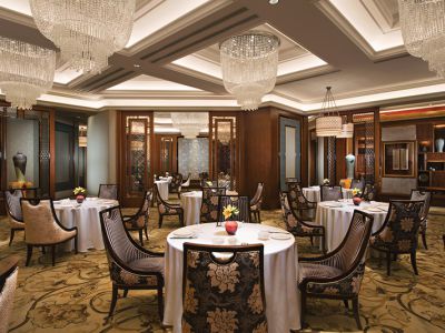 酒店套房家具-如何挑選合格的鋼化玻璃