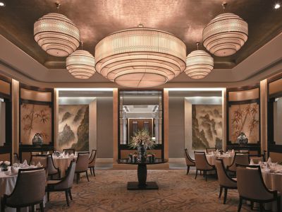 酒店家具定制廠家-酒店家具材質里的櫸木有哪些優缺點