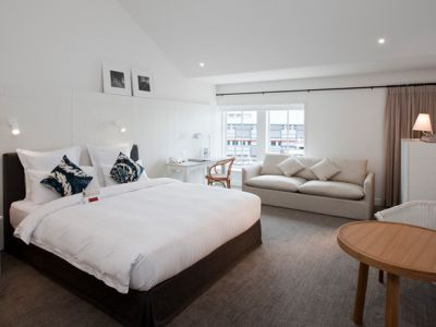 酒店套房家具-送給大家家具清潔的七個小竅門