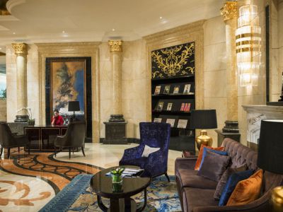 酒店家具定制廠家-橡木酒店家具的優缺點總結