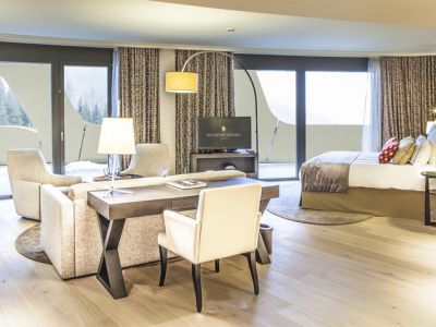 酒店固裝家具-酒店家具搬運時需注意哪些問題？如何避免磕碰