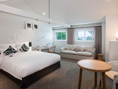 紅木酒店套房家具家具到底好在哪里?